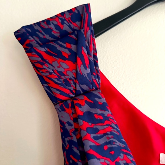 BCBG One Shoulder cocktail party mini dress - Picture 5 of 7